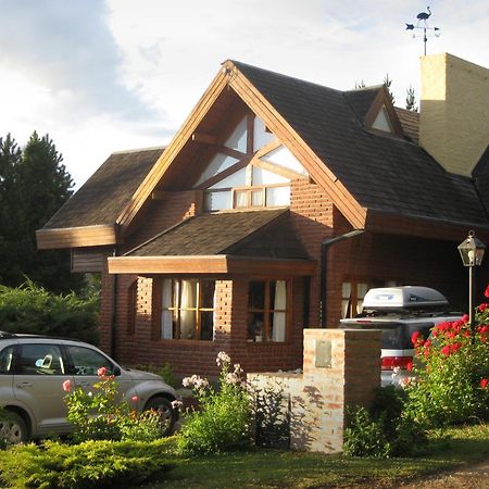 Hosteria Canela B&B Esquel Εξωτερικό φωτογραφία